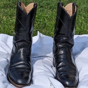 EXCELLENT Condition "Cora" 10-inch-Tall Roper Boot by Justin Boots, Size…